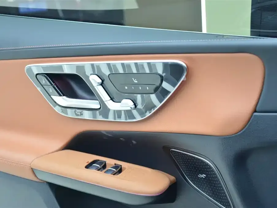Mercedes-Benz GLC 2025 из CN, фото 7