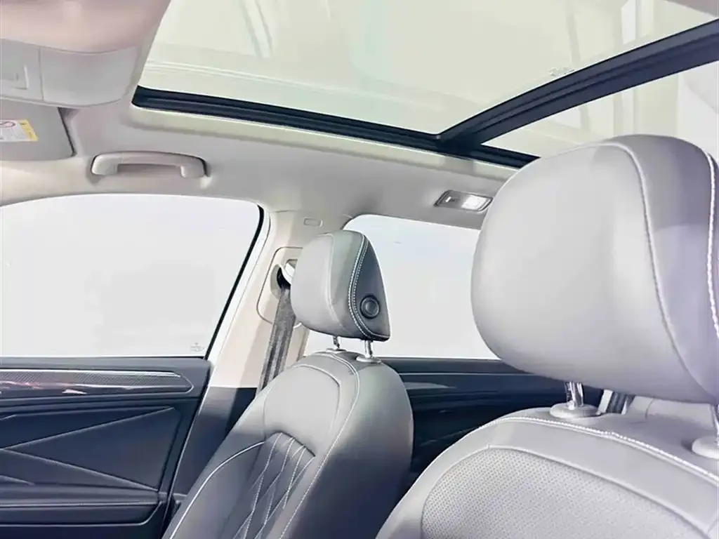 Volkswagen Tiguan L 2024 из CN, фото 4