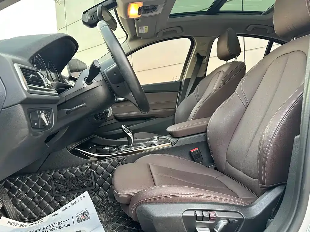 BMW 1 Series 2023 из CN, фото 9
