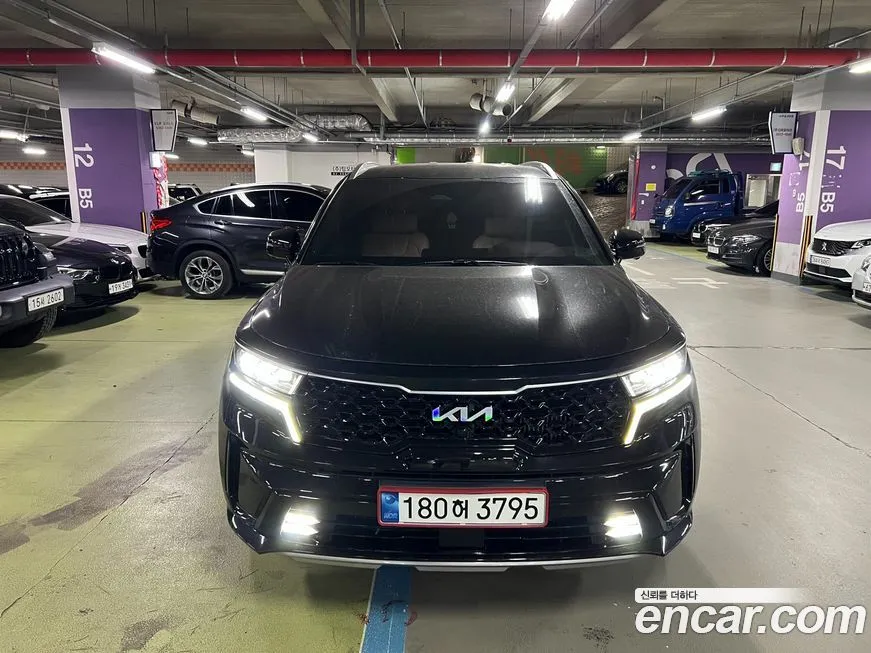 Kia Sorento 2023 из KR, фото 2