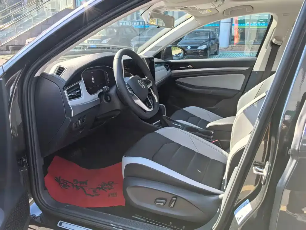 Volkswagen Bora 2025 из CN, фото 4