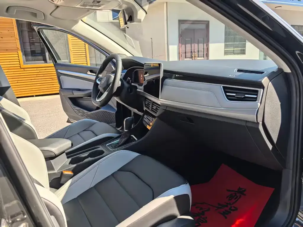 Volkswagen Bora 2025 из CN, фото 7