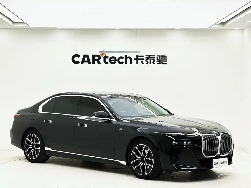 BMW 7 Series 2024 из CN, фото 3