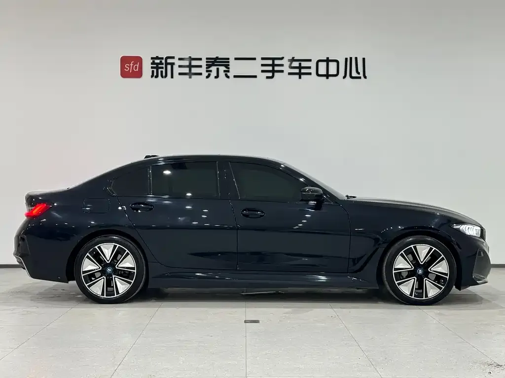 BMW i3 2023 из CN, фото 3