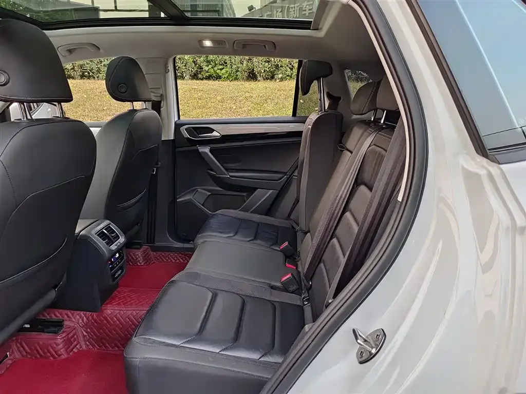 Volkswagen Tayron 2022 из CN, фото 8