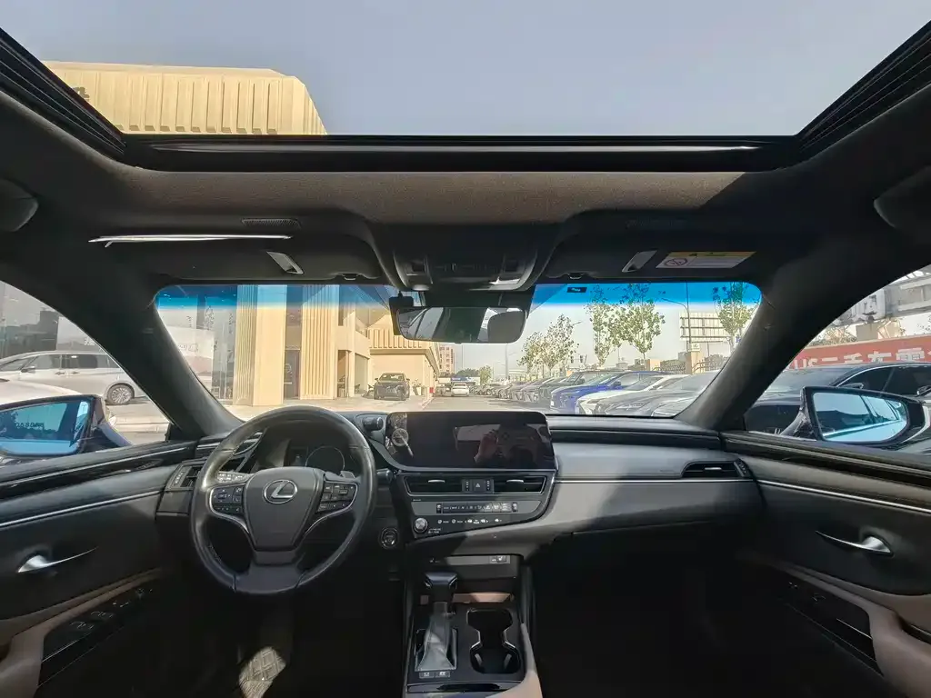 Lexus ES 2024 из CN, фото 7