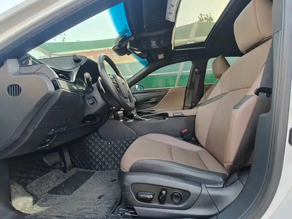 Lexus ES 2024 из CN, фото 8