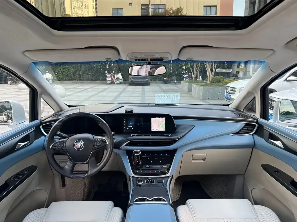 Buick GL8 2023 из CN, фото 4