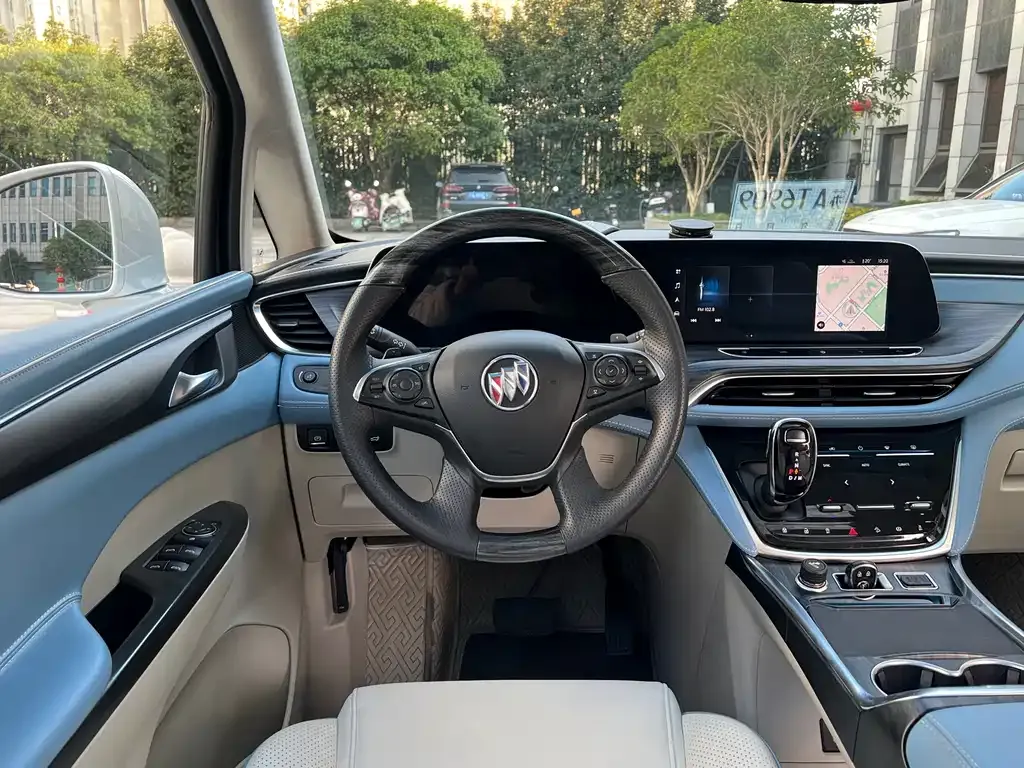 Buick GL8 2023 из CN, фото 9