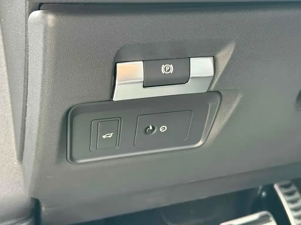 Land Rover Discovery Sport 2023 из CN, фото 10
