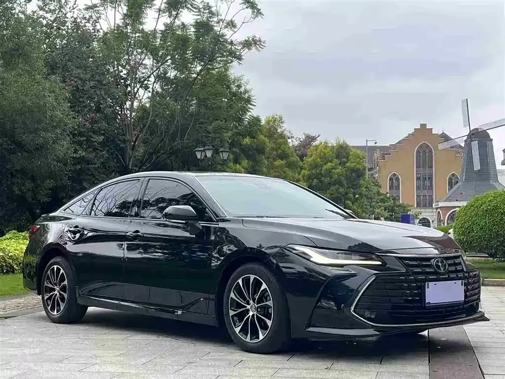 Toyota Avalon 2023 из CN, фото 3