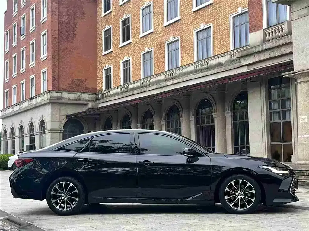 Toyota Avalon 2023 из CN, фото 4