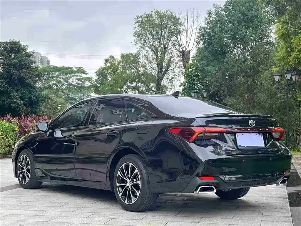 Toyota Avalon 2023 из CN, фото 8
