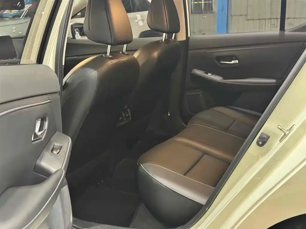 Nissan Sylphy 2022 из CN, фото 9