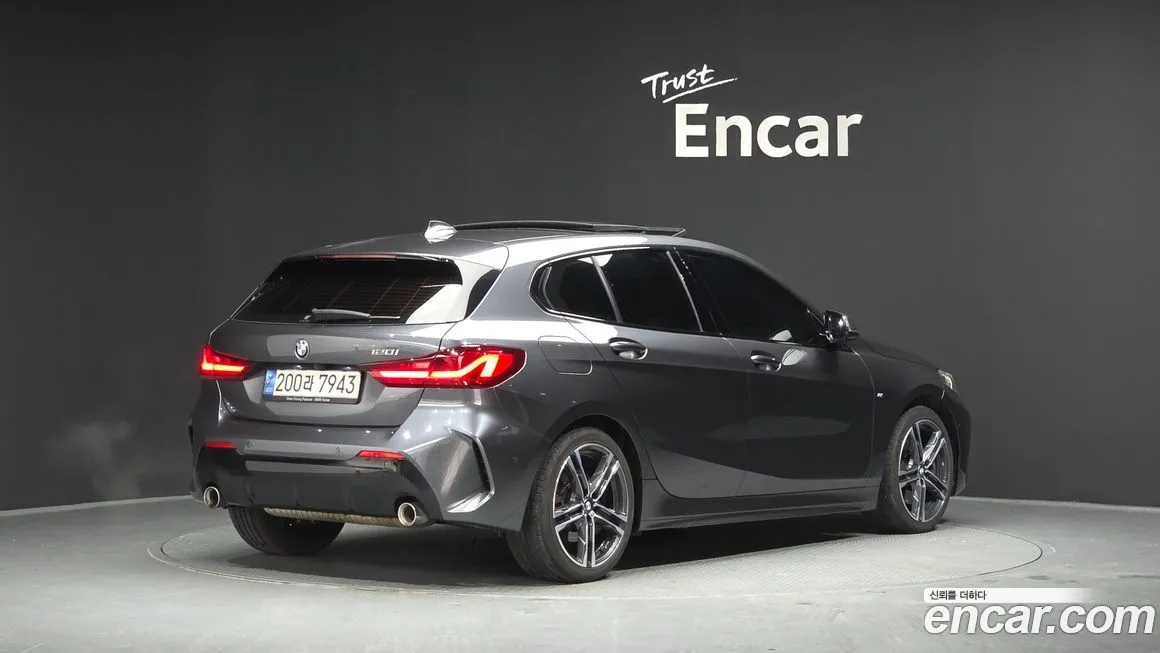 BMW 1-Series 2021 из KR, фото 2