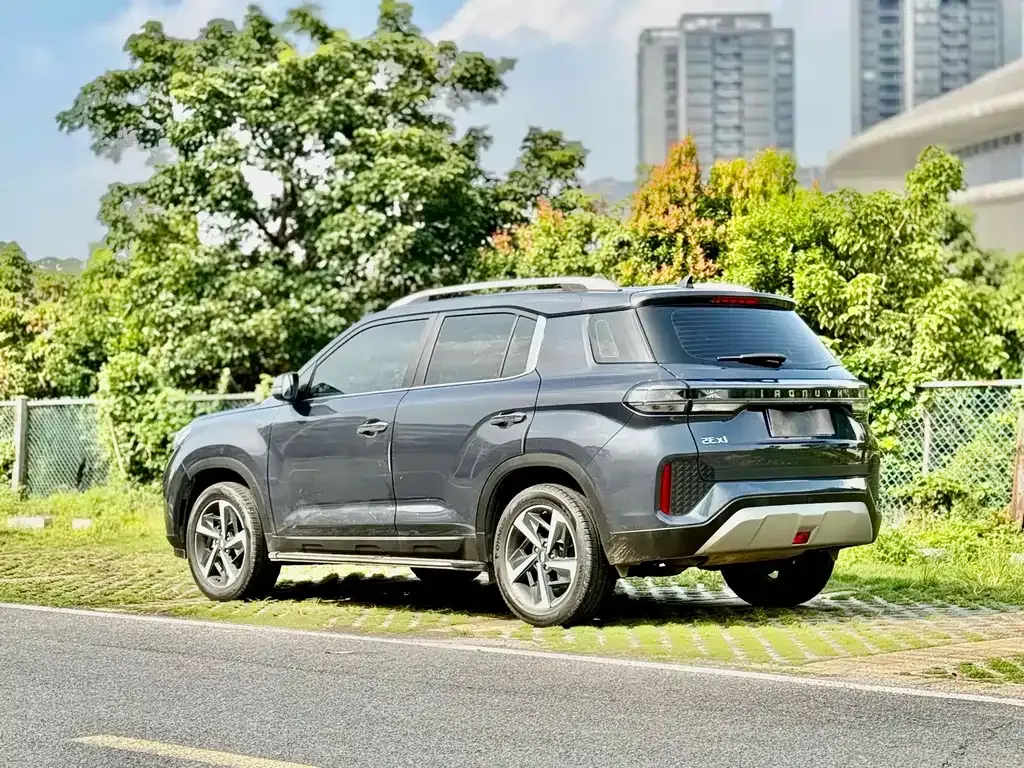Hyundai ix35 2023 из CN, фото 4