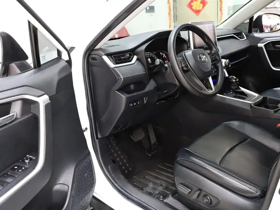 Toyota RAV4 2022 из CN, фото 9