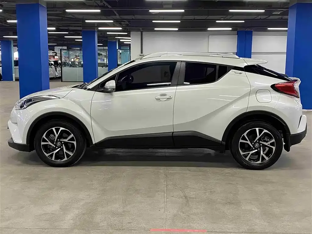 Toyota C-HR 2021 из CN, фото 8