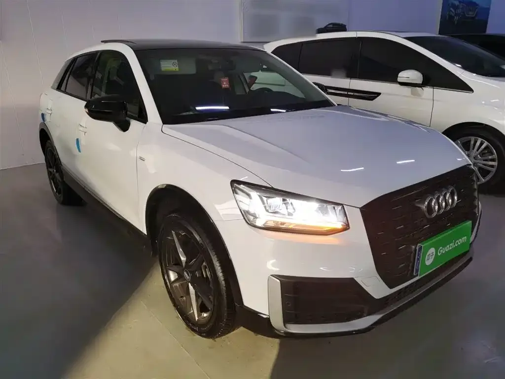 Audi Q2L 2021 из CN, фото 4