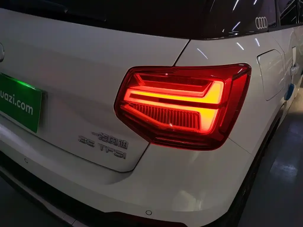 Audi Q2L 2021 из CN, фото 8