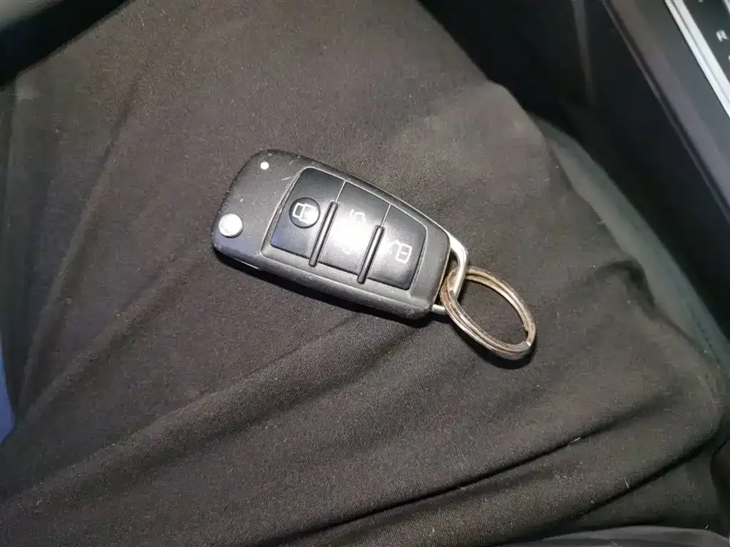 Audi Q2L 2021 из CN, фото 9