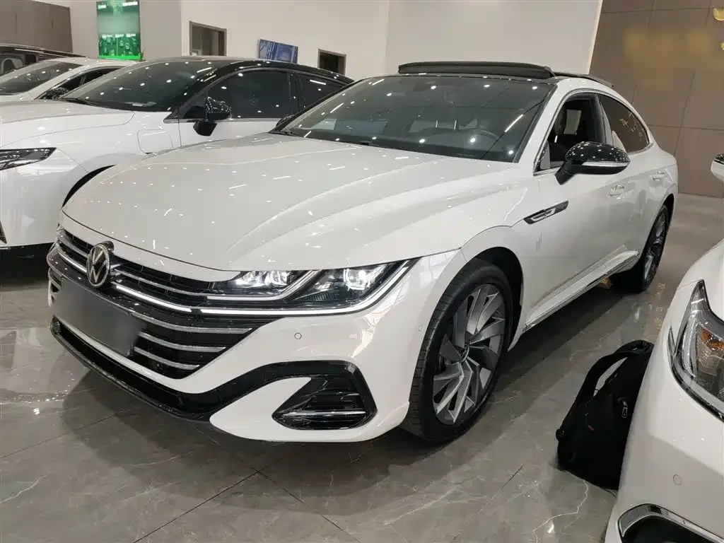 Volkswagen CC 2022 из CN, фото 1