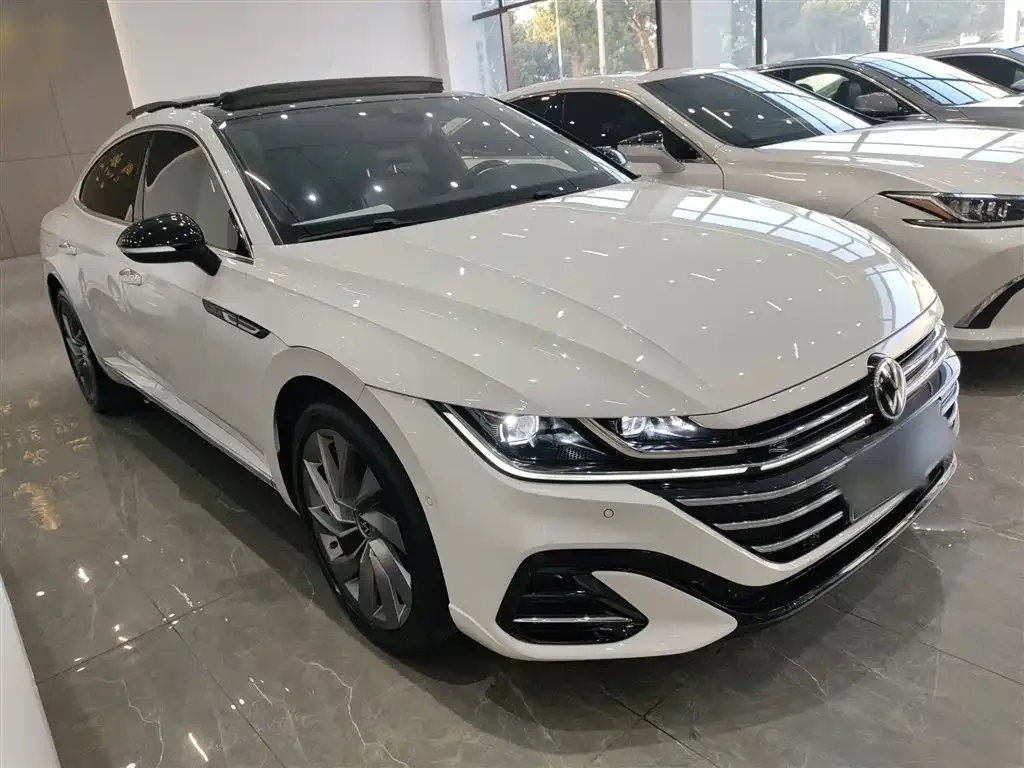 Volkswagen CC 2022 из CN, фото 4