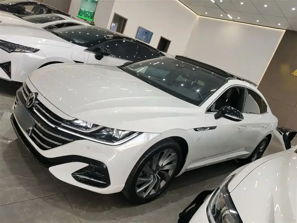 Volkswagen CC 2022 из CN, фото 5