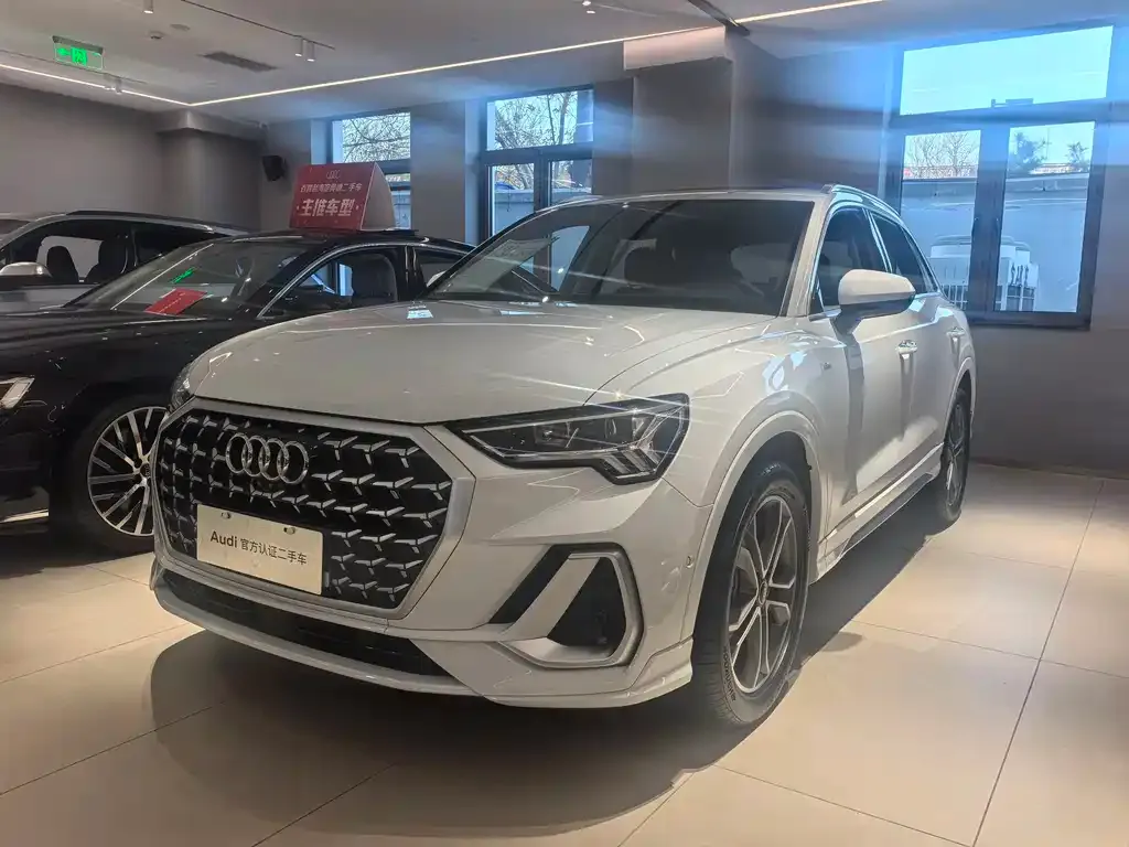 Audi Q3 2025 из CN, фото 1