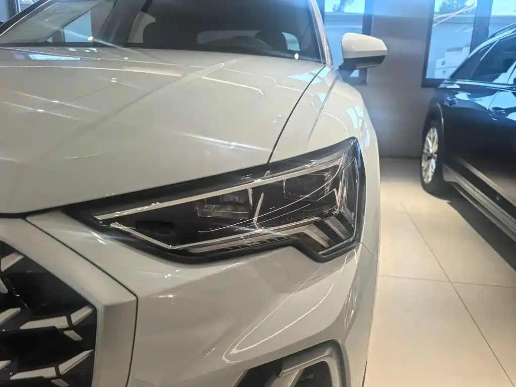 Audi Q3 2025 из CN, фото 4