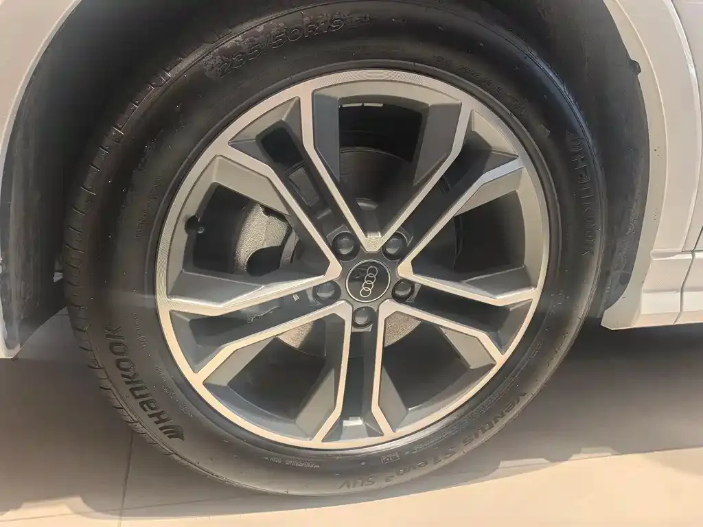 Audi Q3 2025 из CN, фото 6