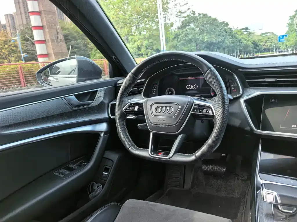 Audi A6L 2023 из CN, фото 7