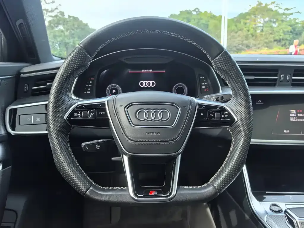 Audi A6L 2023 из CN, фото 8