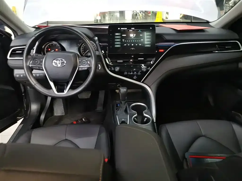 Toyota Camry 2021 из CN, фото 10