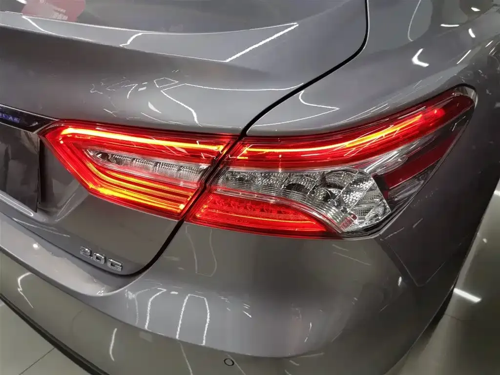Toyota Camry 2021 из CN, фото 8