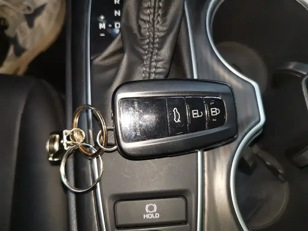 Toyota Camry 2021 из CN, фото 9