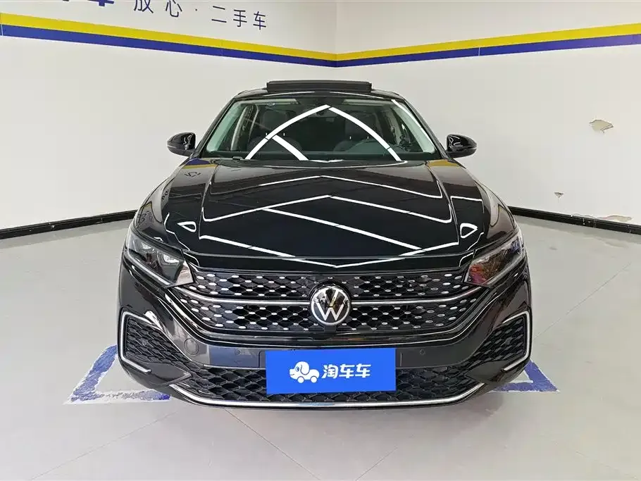 Volkswagen Passat 2024 из CN, фото 2