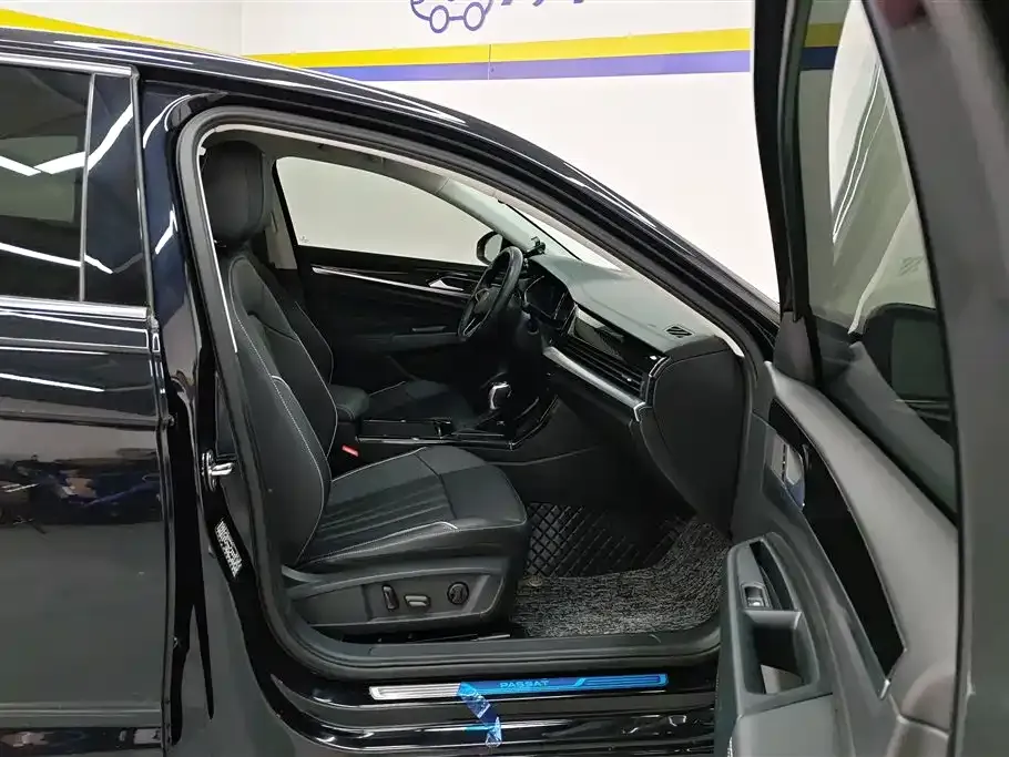 Volkswagen Passat 2024 из CN, фото 8