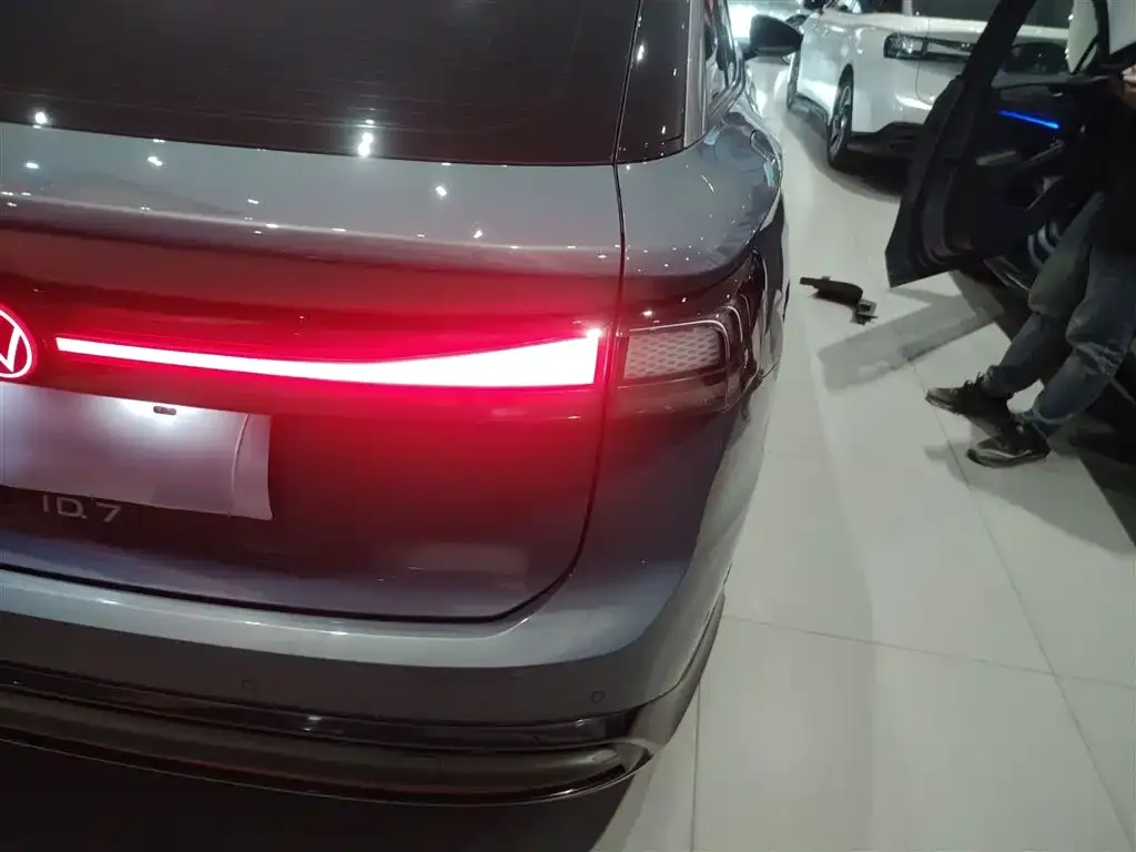 Volkswagen ID.7 VIZZION 2024 из CN, фото 8