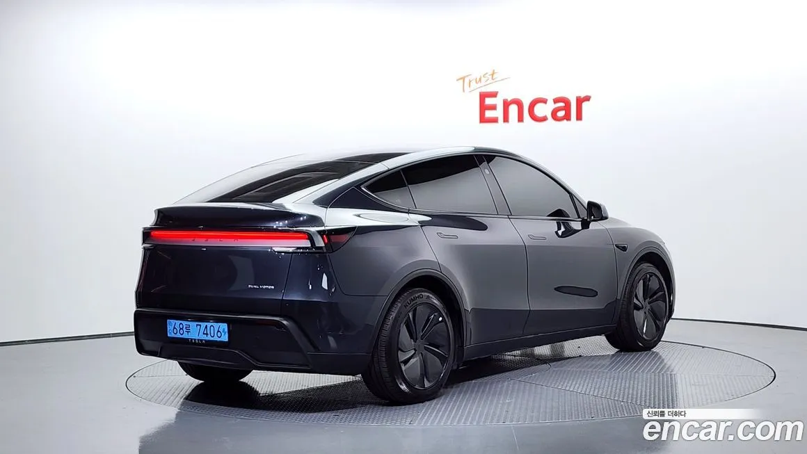Tesla Model Y 2025 из KR, фото 2