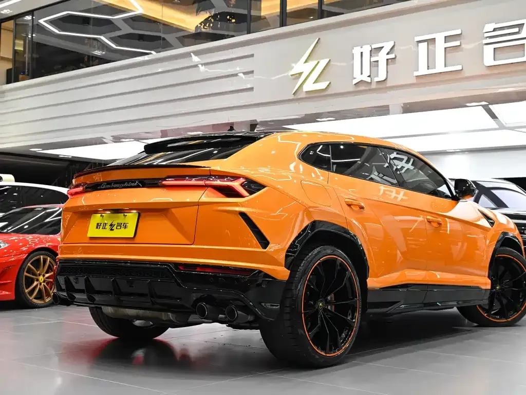 Lamborghini Urus — фото 4
