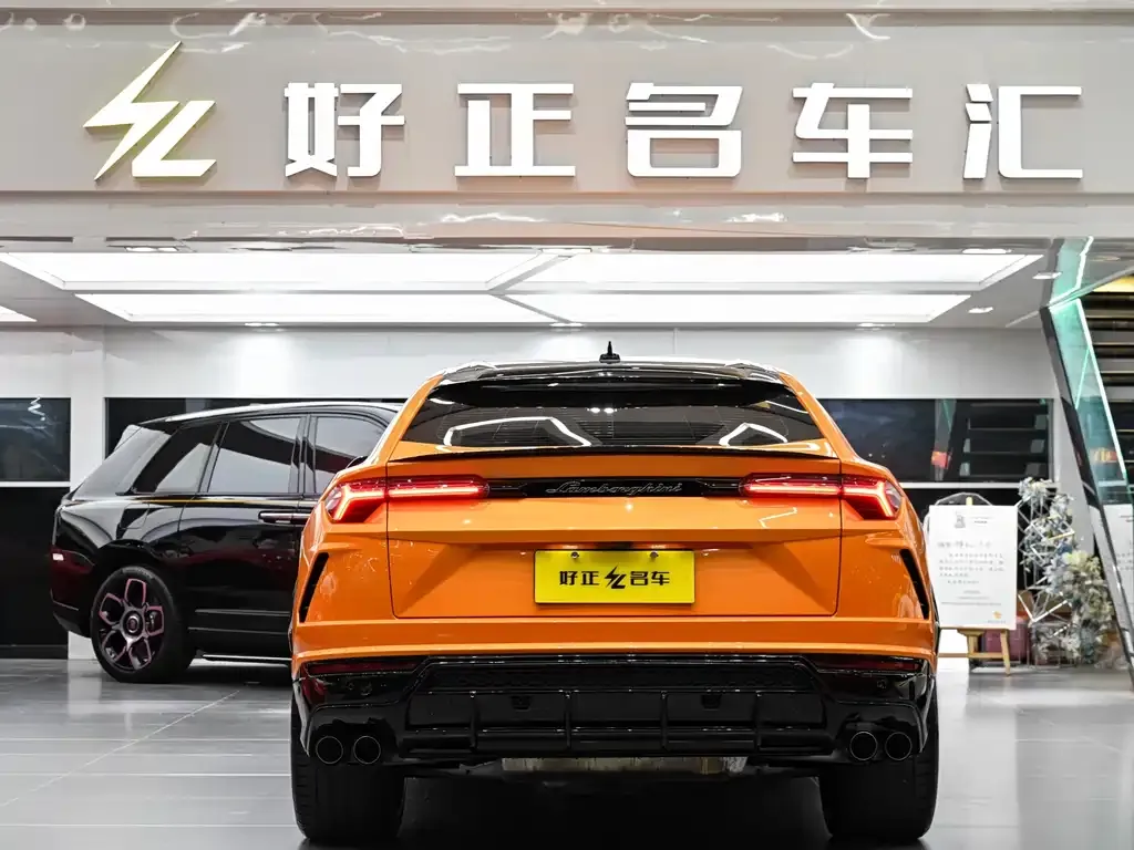 Lamborghini Urus — фото 5