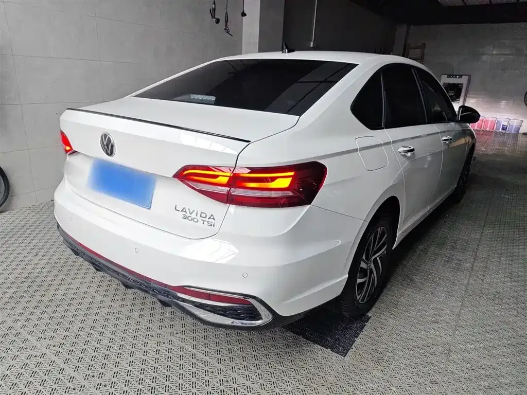 Volkswagen Lavida 2024 из CN, фото 7