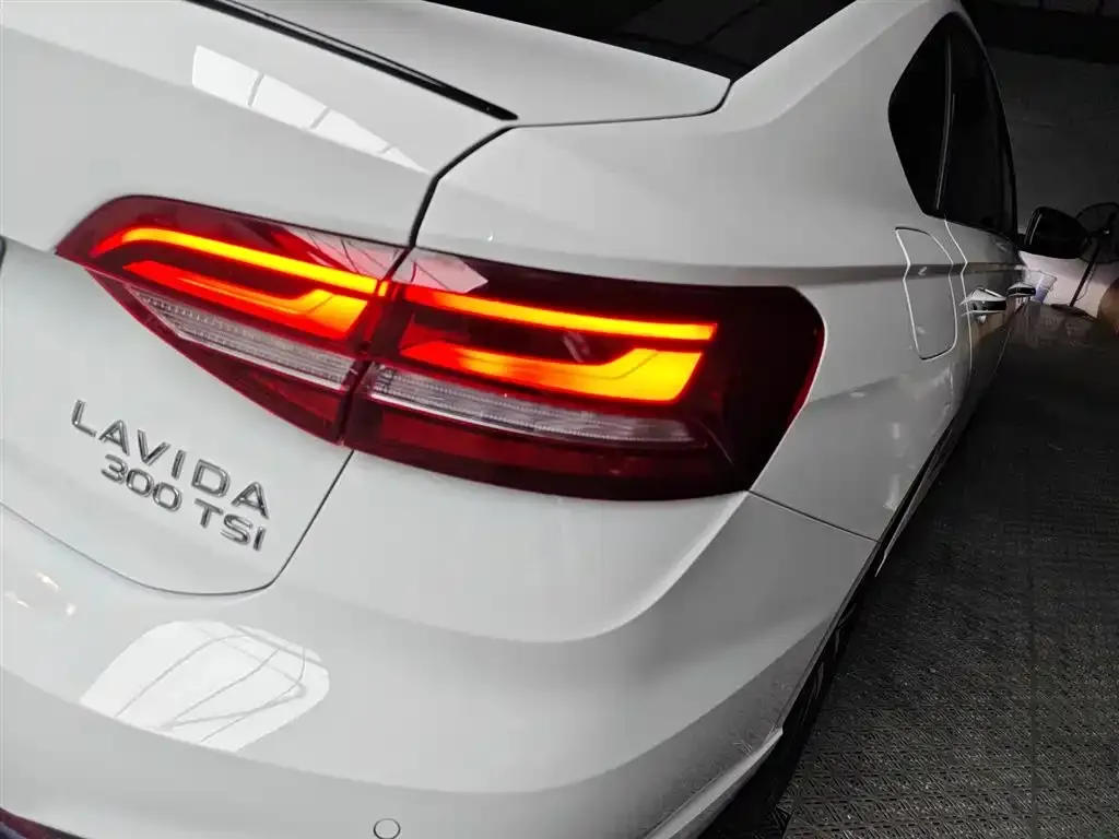 Volkswagen Lavida 2024 из CN, фото 8