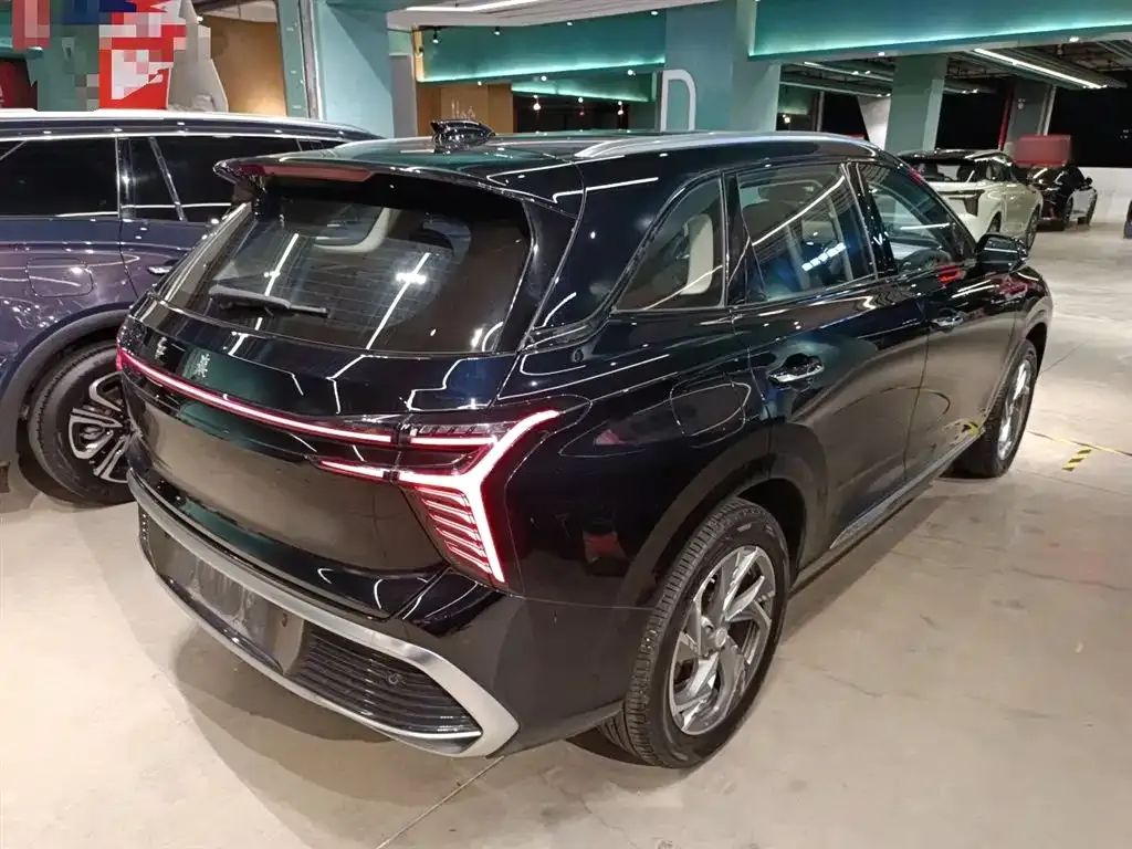 Hongqi HS3 PHEV 2024 из CN, фото 7