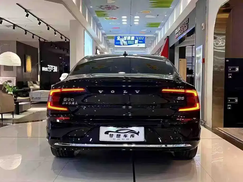 Volvo S90 2024 из CN, фото 8