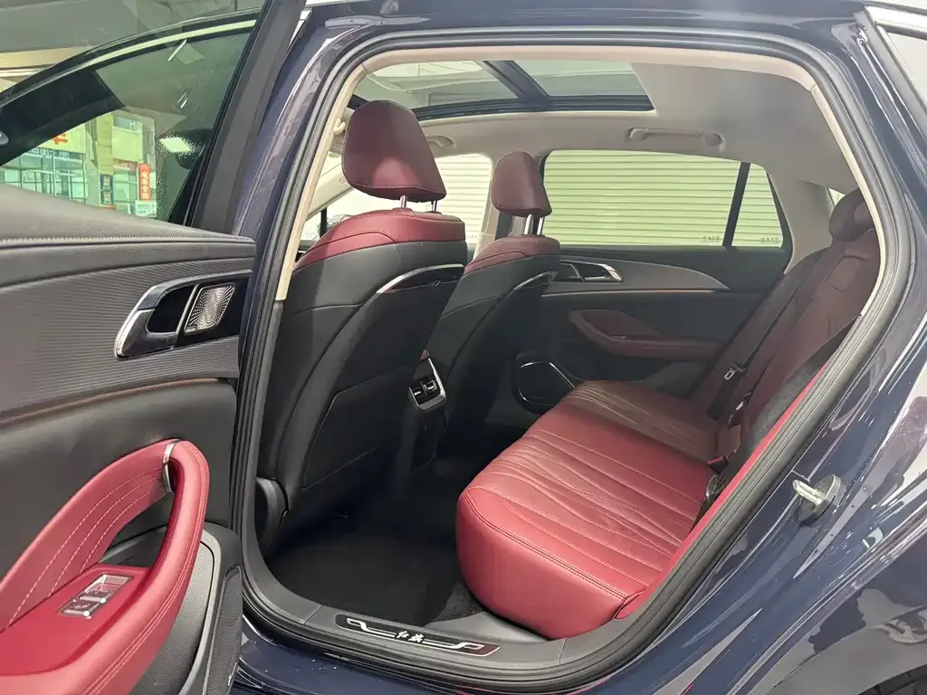 Hongqi H5 2024 из CN, фото 8