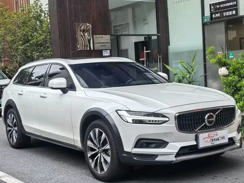 Volvo V90 2021 из CN, фото 3