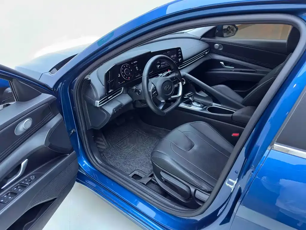 Hyundai Elantra 2022 из CN, фото 8