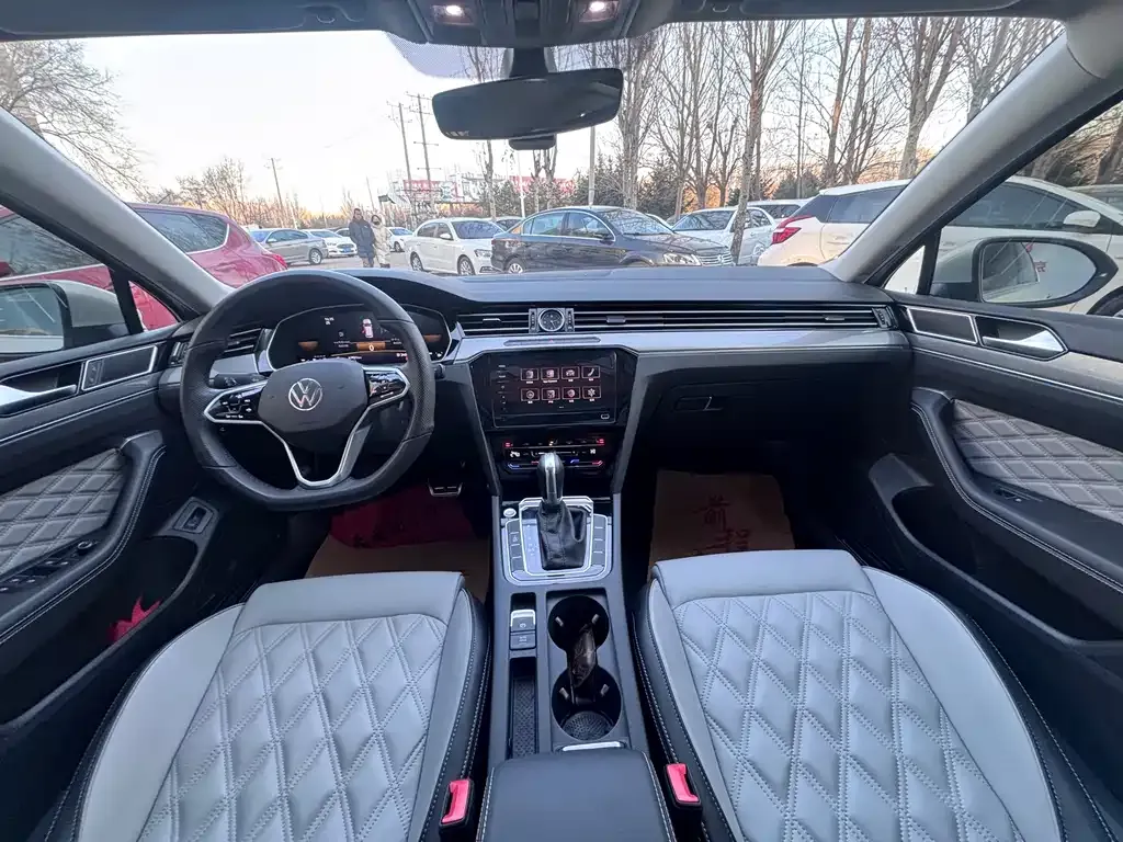 Volkswagen Magotan 2023 из CN, фото 6